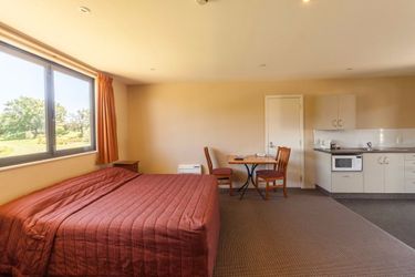 Hotel Waterfront Motels:  BLENHEIM