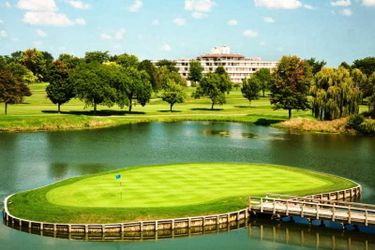 Hotel Hilton Chicago-Indian Lakes Resort:  BLOOMINGDALE (IL)