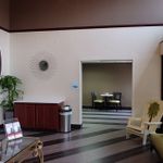 HOLIDAY INN EXPRESS & SUITES 2 Stars