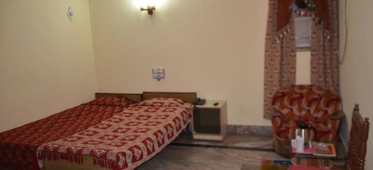 Rainbow Guest House:  BODH GAYA