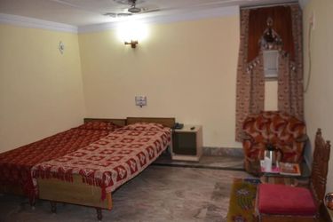 Rainbow Guest House:  BODH GAYA