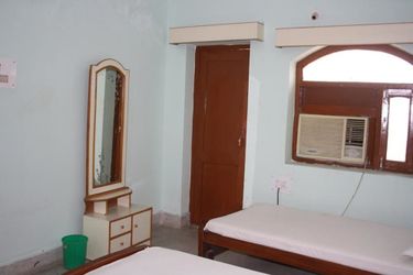 Rainbow Guest House:  BODH GAYA