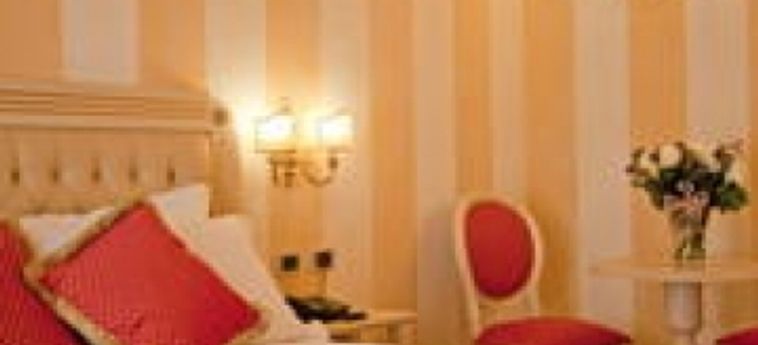 Hotel Cavour:  BOLOGNE