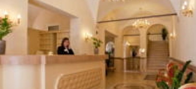 Hotel Cavour:  BOLOGNE