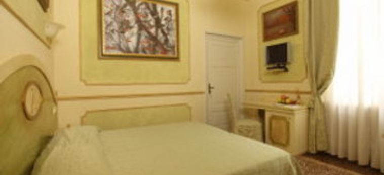 Hotel Antica Residenza D'azeglio:  BOLOGNE