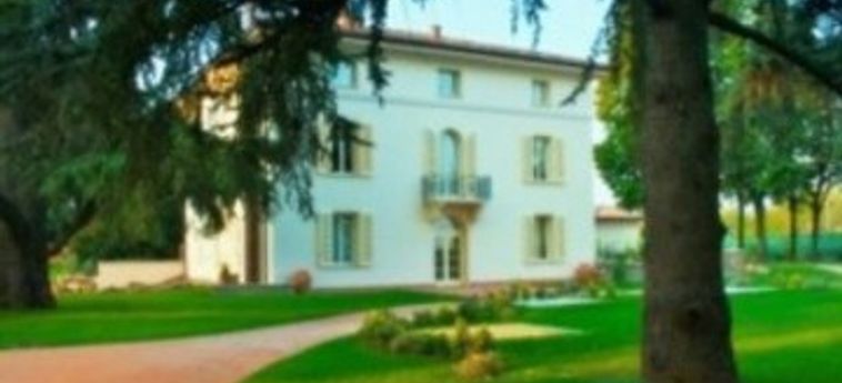 Hotel Relais Villa Valfiore:  BOLONIA