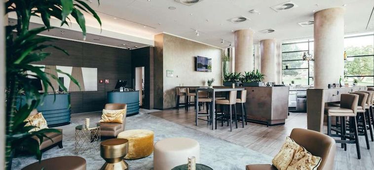 Radisson Blu Hotel, Bonn (T) Bonn: Foto 