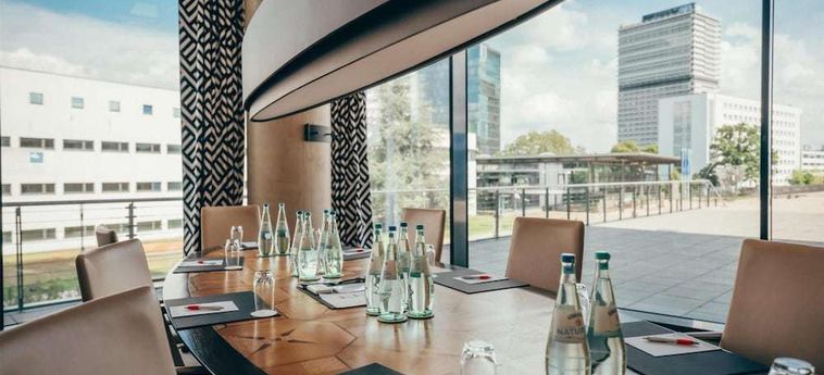 Radisson Blu Hotel, Bonn (T) Bonn: Foto 