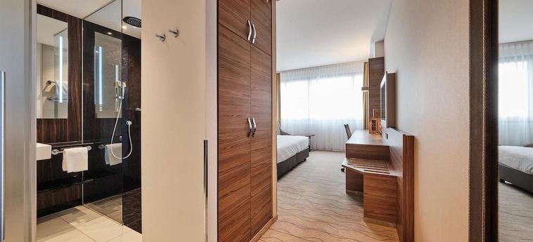 Radisson Blu Hotel, Bonn (T) Bonn: Foto 
