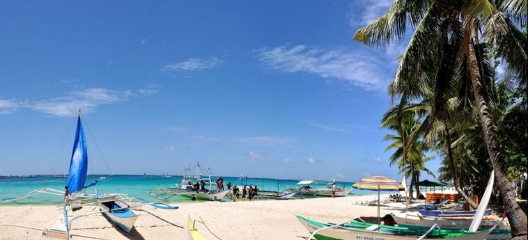 Hotel Divegurus Boracay Beach Resort:  BORACAY ISLAND