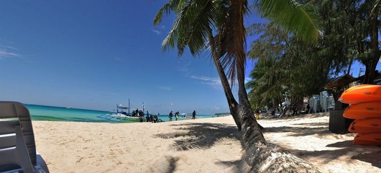 Hotel Divegurus Boracay Beach Resort:  BORACAY ISLAND