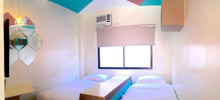 Hotel Second Wind Bed Bunk And Breakfast:  BORACAY ISLAND