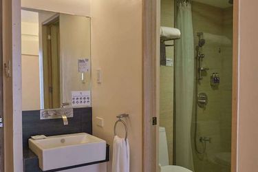 The Tides Hotel Boracay Boracay Island: Photo 