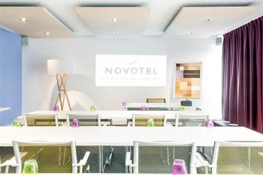 Hotel Novotel Bordeaux Lac:  BORDEAUX