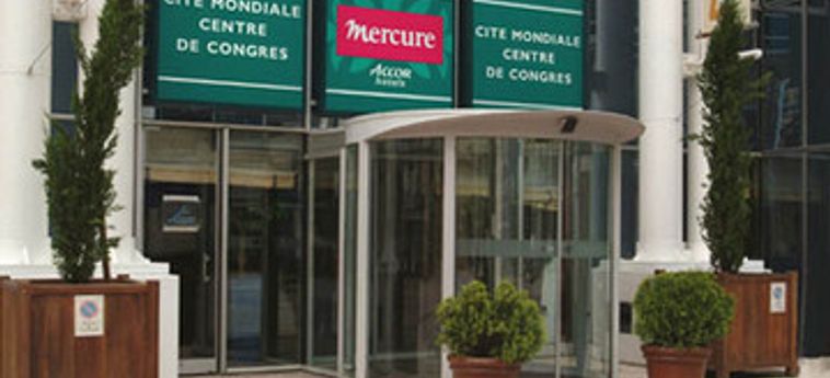 Hotel Mercure Bordeaux Cité Mondiale Centre Ville:  BORDEAUX