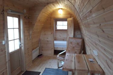 Hotel Fossatún Camping Pods &Amp; Cottages – Sleeping Bag Accommodation Borgarnes: Photo 