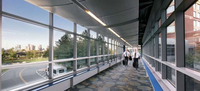 Hotel Hilton Boston Logan Airport Boston (Ma) : Photo 