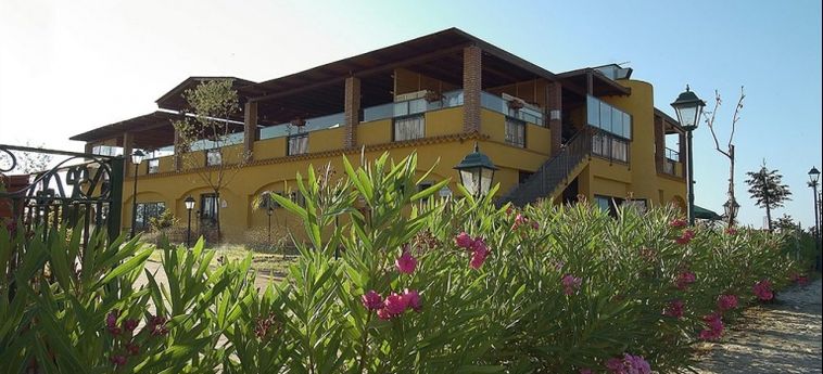 Hotel Marina Del Marchese Beach Resort:  BOTRICELLO - CATANZARO