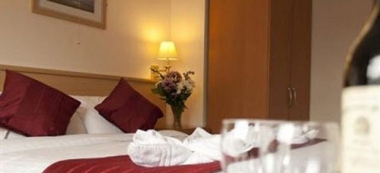 Denewood Hotel - Guest Accomodation:  BOURNEMOUTH