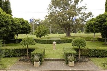 Links House:  BOWRAL - NEW SOUTH WALES