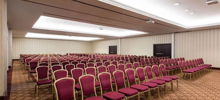 Hotel Radisson Blu Carlton Bratislava: Foto 