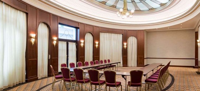 Hotel Radisson Blu Carlton Bratislava: Foto 