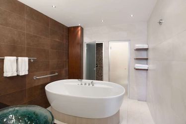 Hotel Radisson Blu Carlton Bratislava: Photo 