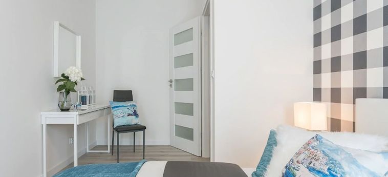 Hotel Absyntapart Dąbrowskiego Breslau: Foto 