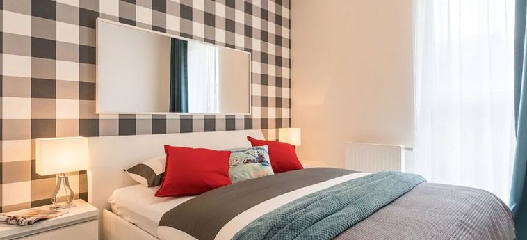 Hotel Absyntapart Dąbrowskiego Breslau: Foto 