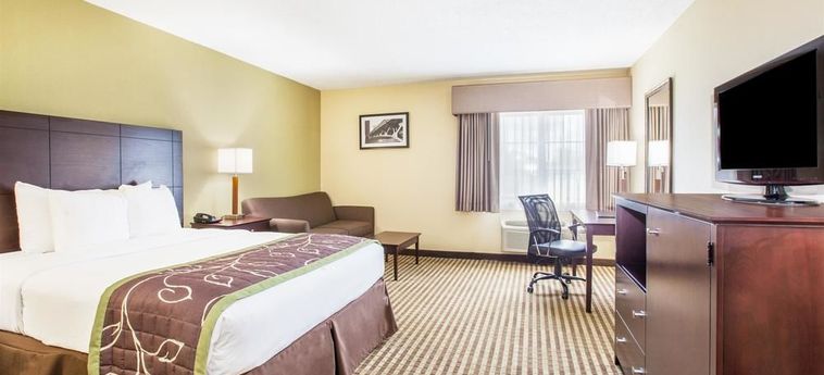 Hotel Days Inn Brewerton/ Syracuse Near Oneida Lake:  BREWERTON (NY)
