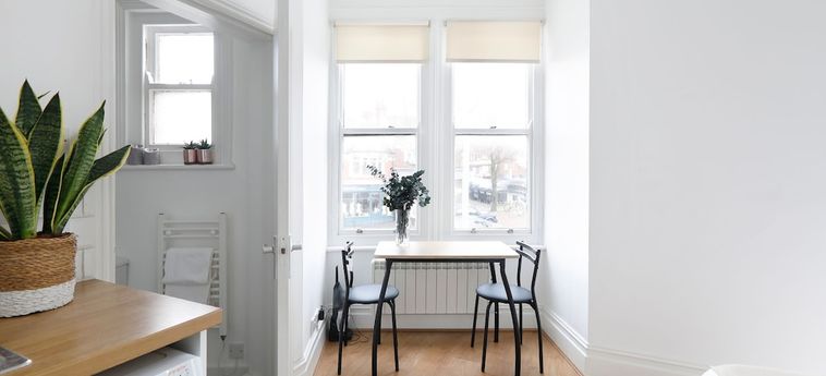 Hotel Bright Cosy Studio Perfect Base Brighton: Foto 