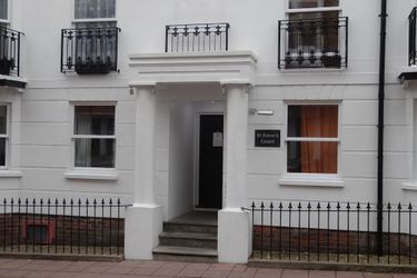 Hotel Brighton Break - Burlington Beach Pad Brighton: Photo 