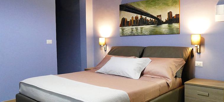 Hotel Cairoli Exclusive Rooms & Suite:  BRINDISI