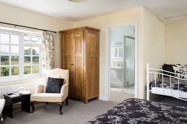 Hotel Lowerfield Farm:  BROADWAY