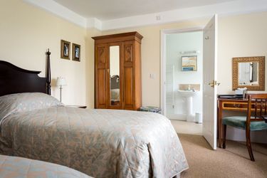 Hotel Lowerfield Farm:  BROADWAY