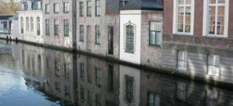 Canalview Hotel Ter Reien:  BRUGGE