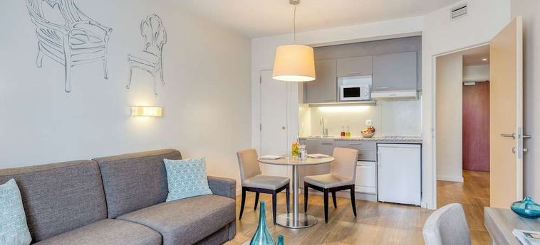 Hotel Citadines Toison D'or Brussels  Brussel: Foto 