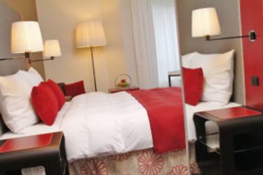 Hotel Radisson Red Brussels:  BRUSSELS