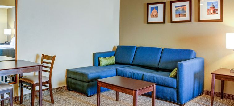 Hotel Comfort Inn & Suites:  BRYANT (AR)