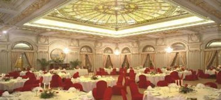 Hotel Athenee Palace Hilton Bucharest:  BUCAREST