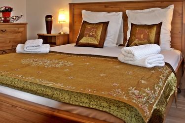Hotel Agentia H Accommodation:  BUCHAREST