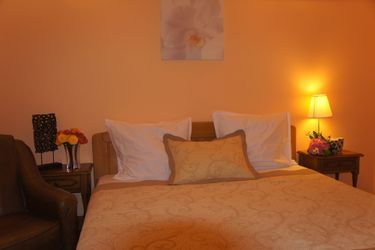 Hotel Agentia H Accommodation:  BUCHAREST