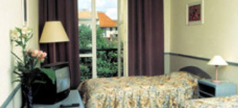 Hotel Corvin:  BUDAPEST