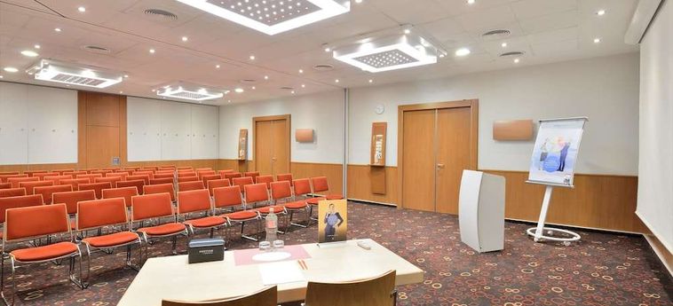Hotel Novotel Budapest City &Amp; Budapest Congress Center  Budapest: Photo 