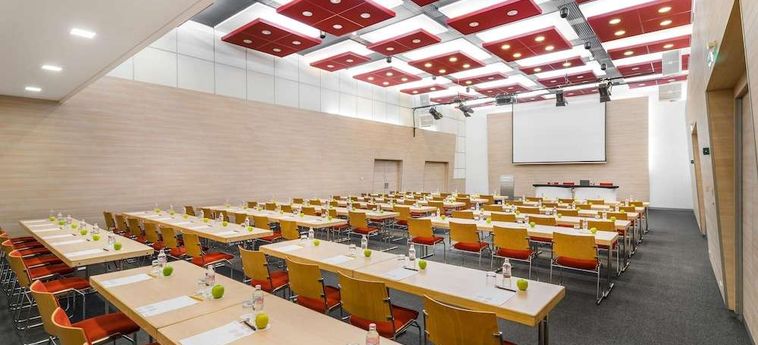 Hotel Novotel Budapest City &Amp; Budapest Congress Center  Budapest: Photo 