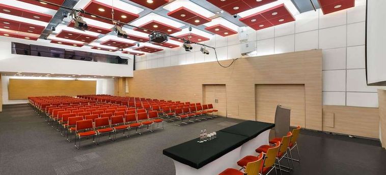 Hotel Novotel Budapest City &Amp; Budapest Congress Center  Budapest: Photo 