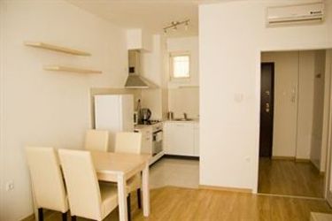 Corvin Plaza Apartments And Suites:  BUDAPEST