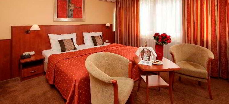 Hotel Charles:  BUDAPEST
