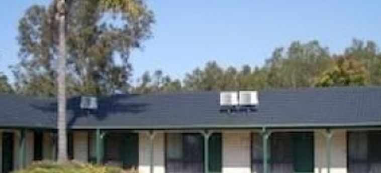 Hotel Hibiscus Lakeside Motel:  BUDGEWOI - NEW SOUTH WALES