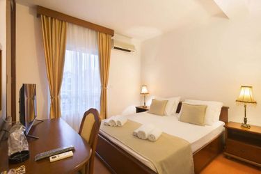 Hotel Villa Ljubanovic Budva: Photo 